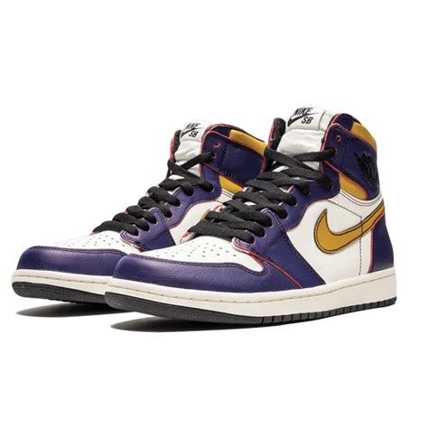 Jordan 1 Retro High OG Defiant SB LA to Chicago 